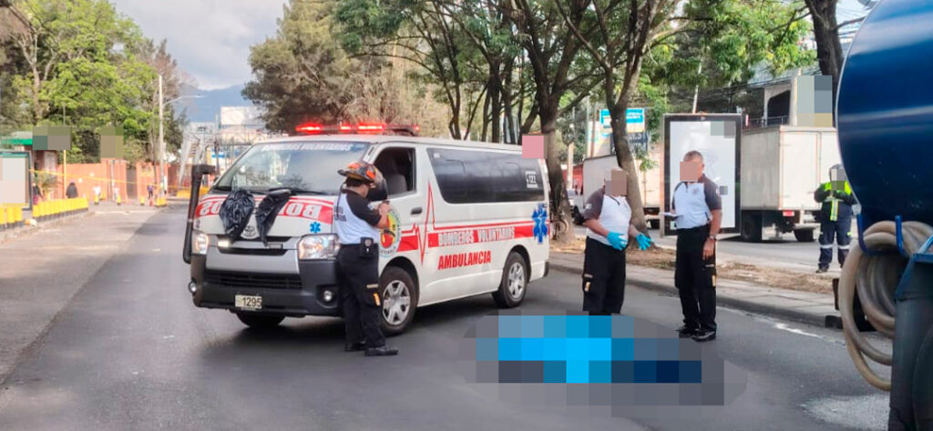Accidente de tránsito cobra la vida de un motorista en Calzada San Juan