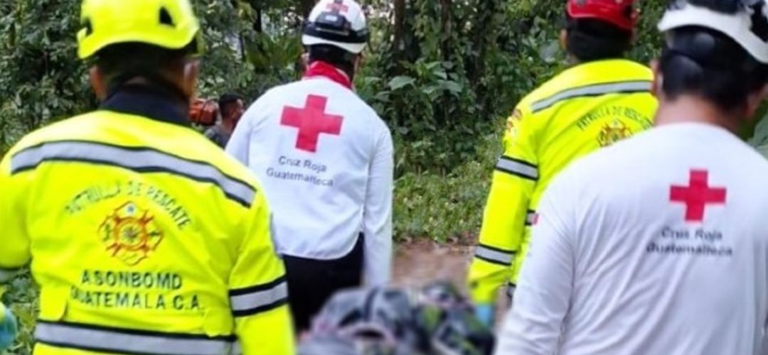 Autoridades localizan cuerpo en zona boscosa de Quetzaltenango