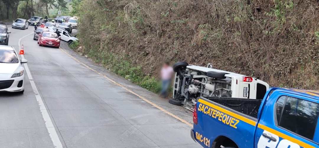 Múltiples accidentes de tránsito se registraron de forma simultanea en ruta hacia Antigua Guatemala