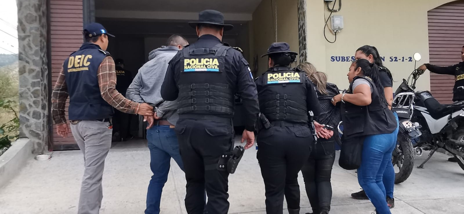 Capturan a supuestos usureros por disparar a tres inmuebles