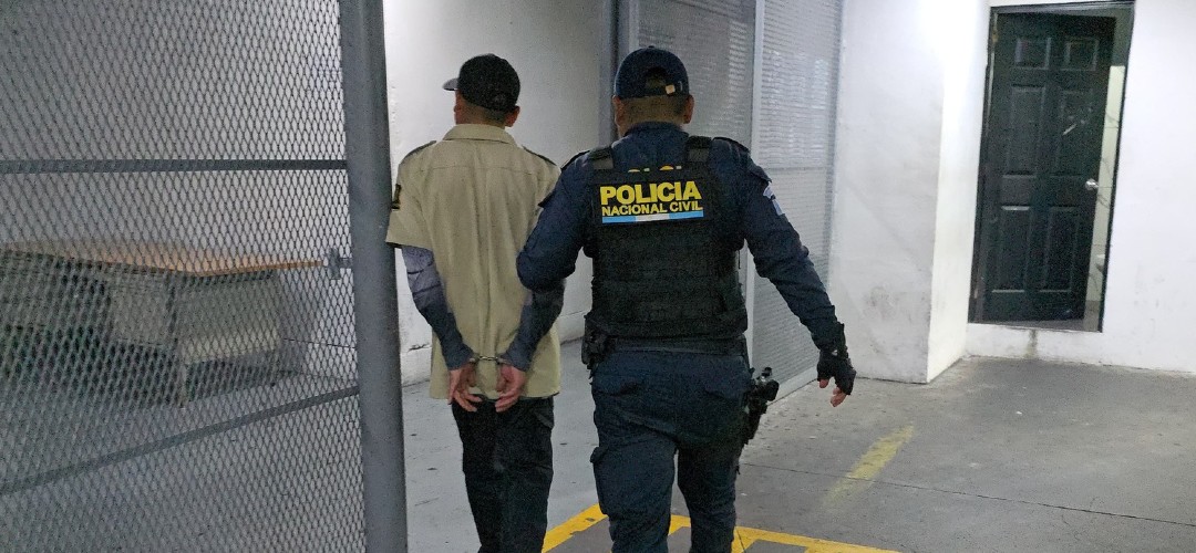 Capturan a guardia privado que disparó durante una discusión de tránsito