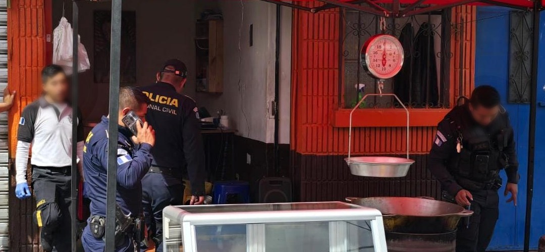 Identifican a las víctimas del ataque armado en chicharronería de la zona 11