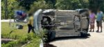 Automovilista vuelca y dos personas resultan heridas