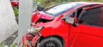 Vehículo queda empotrado en Carretera a El Salvador