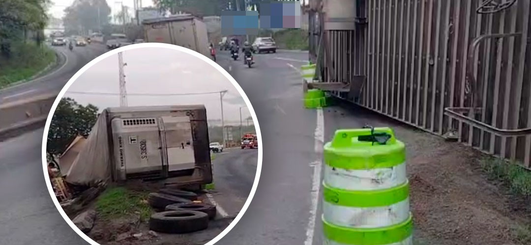 Camión queda volcado en la ruta al Pacífico