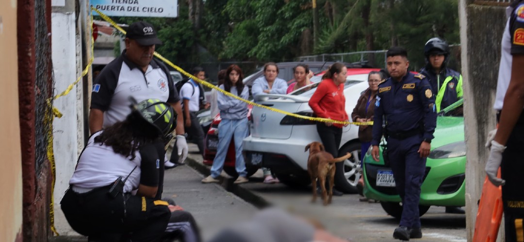 Identifican a padre e hija asesinados en la zona 18