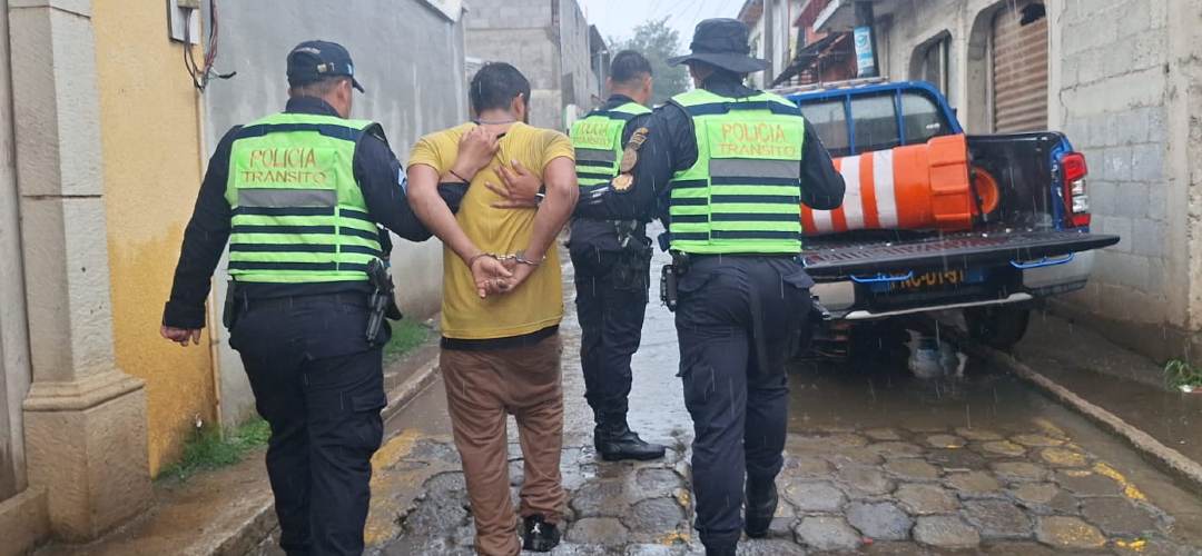 Detienen nuevamente a presunto líder de la banda de robacarros «Los Gatos» en Chimaltenango