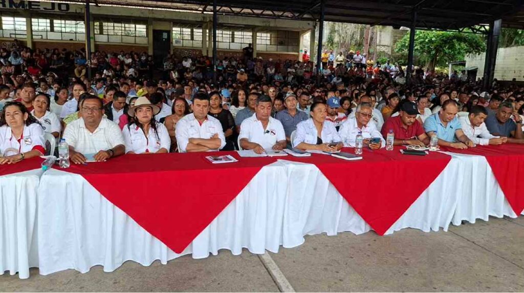 STEG: Así respondió el sindicato docente a las recientes decisiones del Mineduc y fallo de la CC