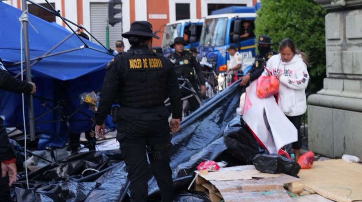 PNC explica cómo realizó el retiro de estructuras del STEG en el Palacio Nacional