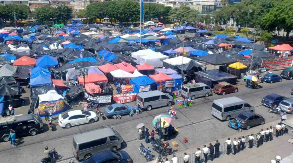 STEG enfrenta nueva sanción económica por desacato a orden de reanudar clases