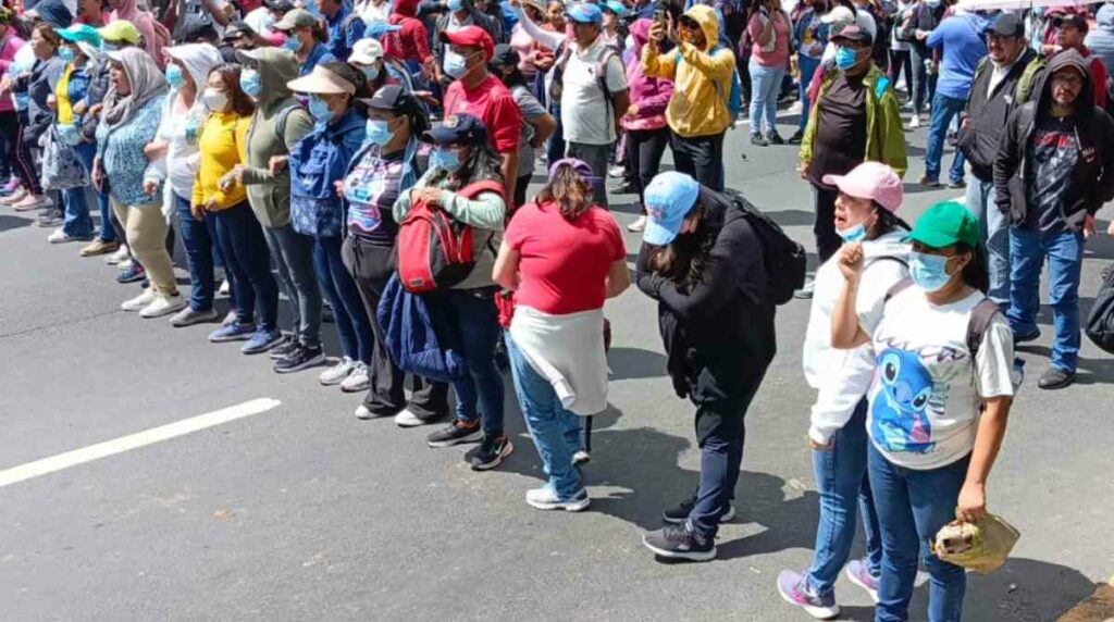 ¿Clases hasta 2026? Mineduc confirma extensión en escuelas afectadas por bloqueos del STEG