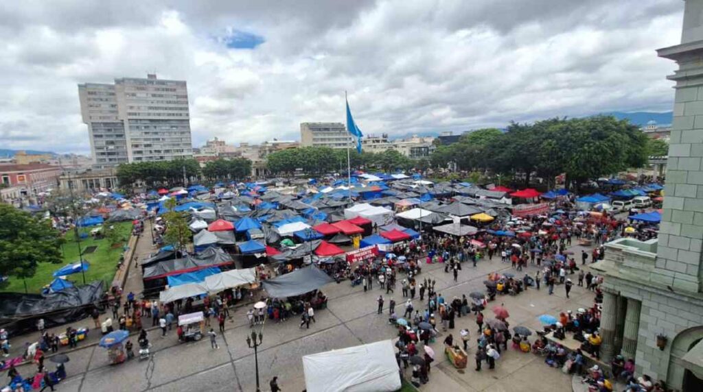 STEG desafía órdenes judiciales y mantiene medidas de presión tras casi 50 días de protesta