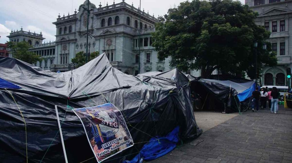 STEG desafía órdenes judiciales y mantiene medidas de presión tras casi 50 días de protesta