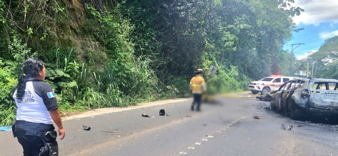 Dos personas mueren en accidente de tránsito en Carretera a El Salvador
