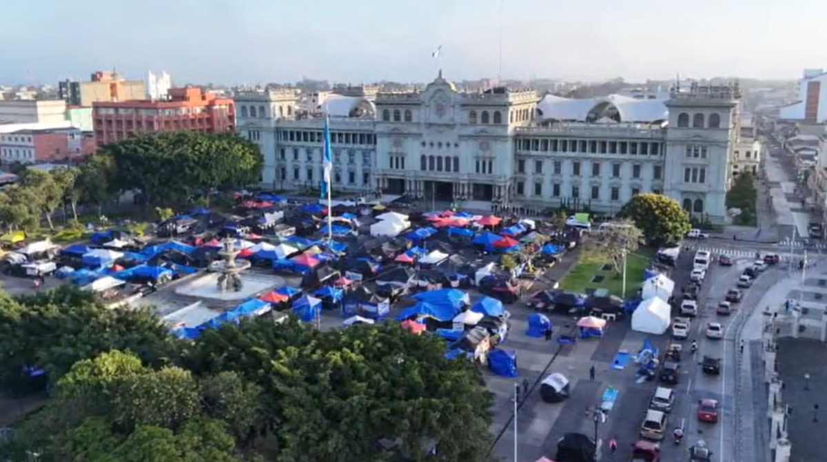 Fuerte sanción económica al STEG: Tribunal impone fuerte multa a cada integrante