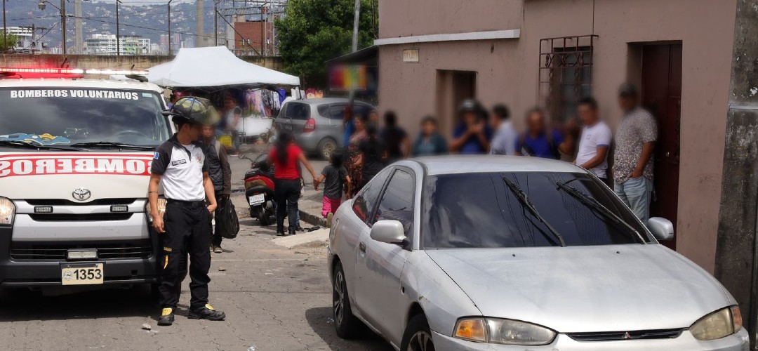 Revelan identidad de la mujer hallada sin vida en vehículo en la zona 8