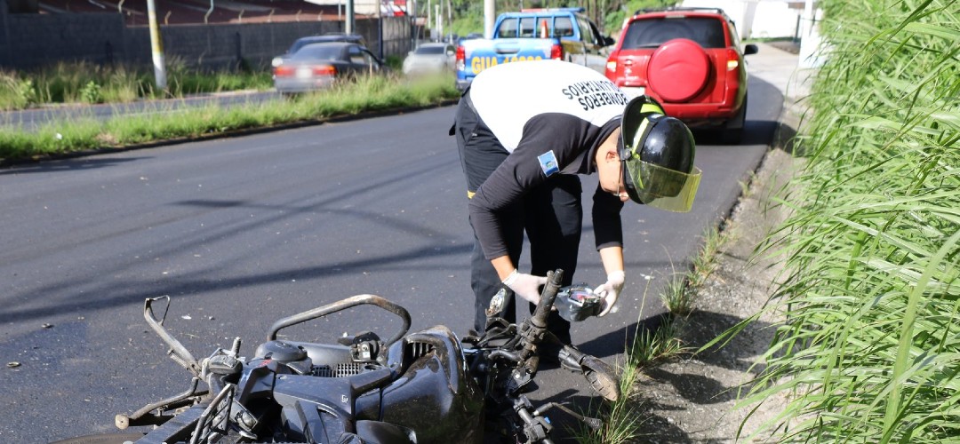 Identifican al motorista fallecido en la zona 8 de Mixco
