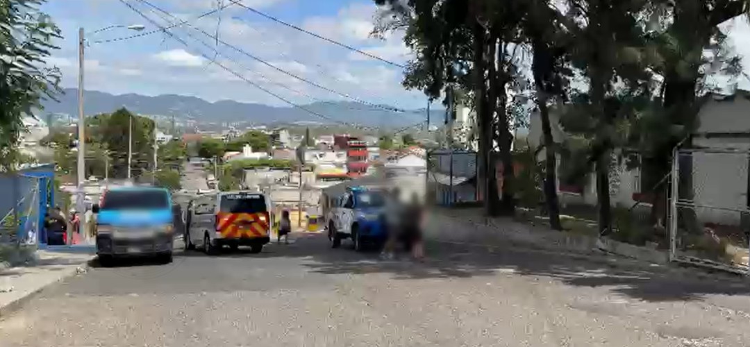 Asaltan a repartidores de útiles escolares en la zona 3