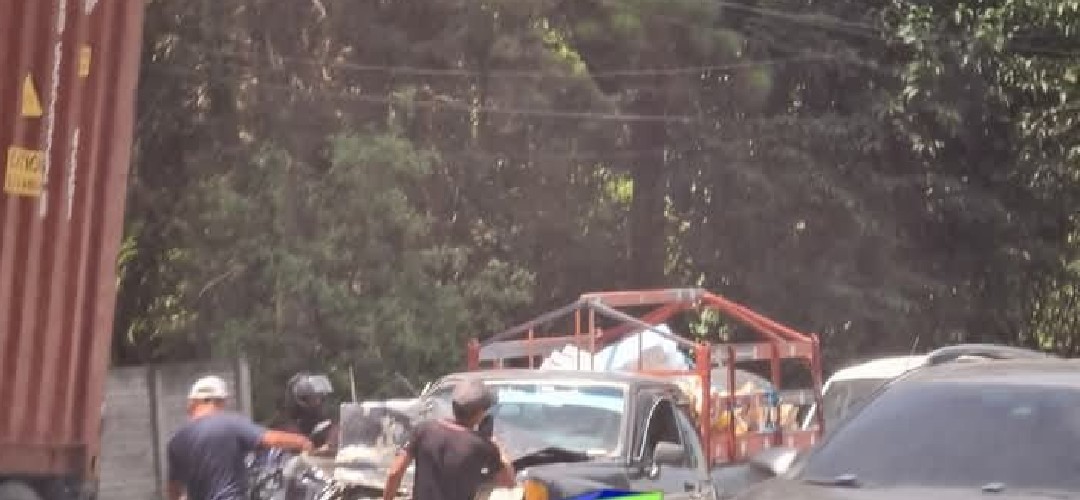 Fuerte colisión se registra en la ruta Interamericana