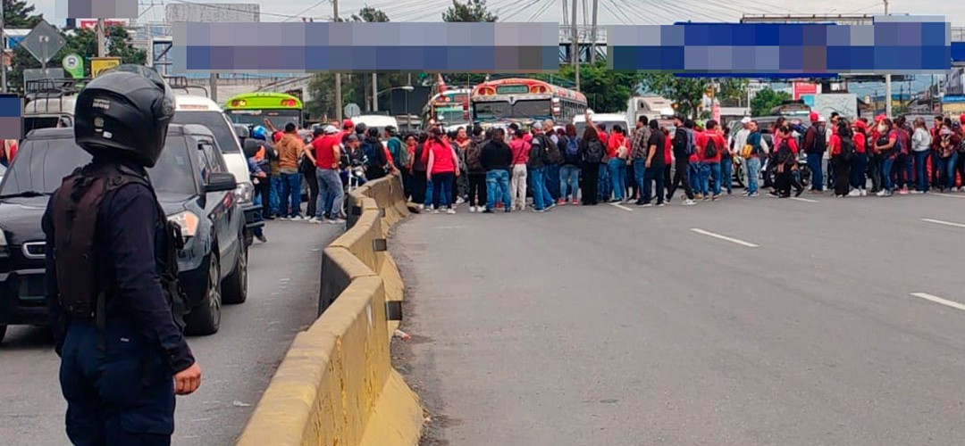 Se registra un bloqueo en las cercanías de El Trébol