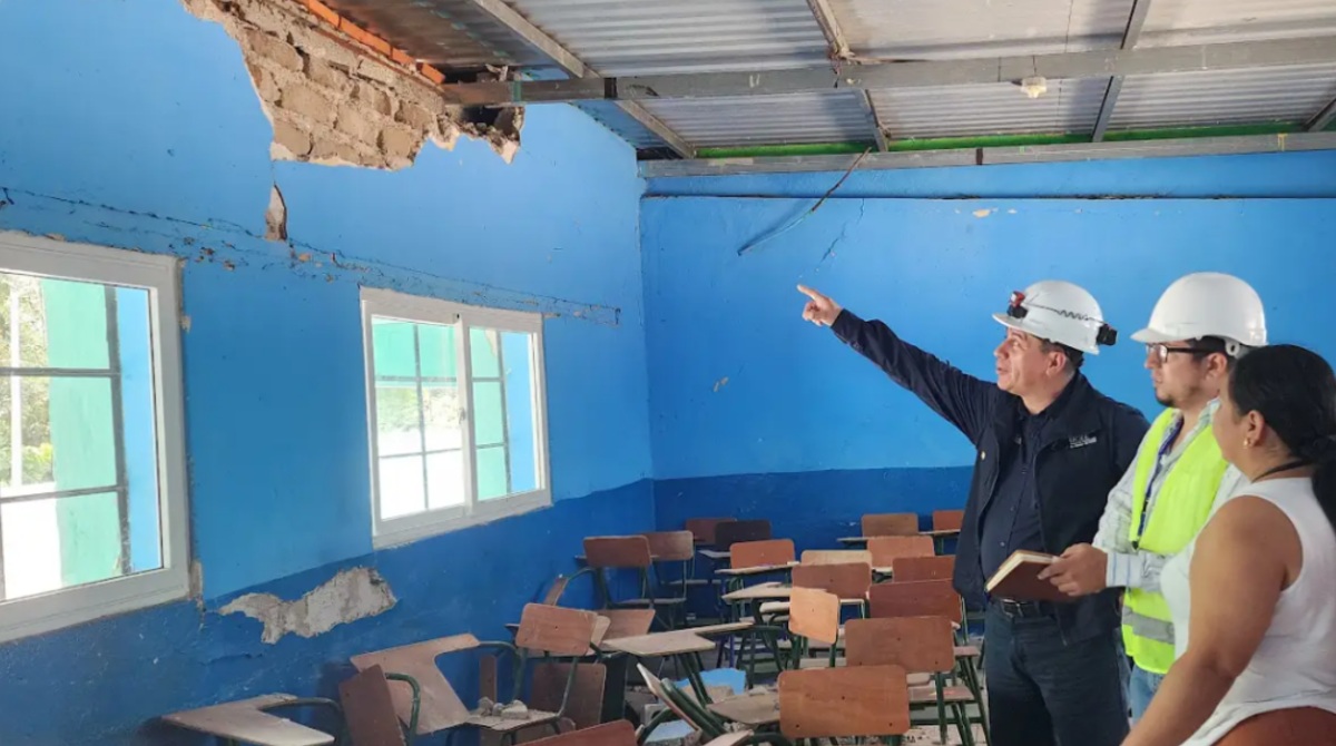 Inspeccionan daños en escuelas de Amatitlán por secuencia de sismos