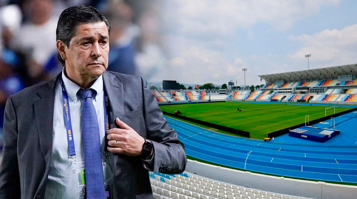 Esto dijo Luis Fernando Tena sobre jugar en el Mágico González ante El Salvador