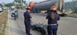 Tráiler y motocicleta colisionan en la ruta al Atlántico