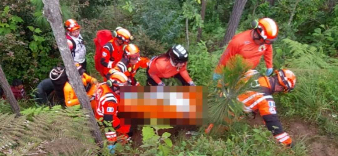 Localizan cuerpo en estado de descomposición en área boscosa de Chichicastenango