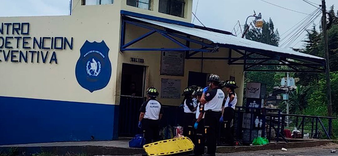 Disturbios se registran en el Preventivo de la zona 18 y en Fraijanes 2