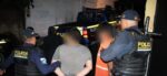 Tres capturados por escandalizar y amenazar a tripulantes de camión