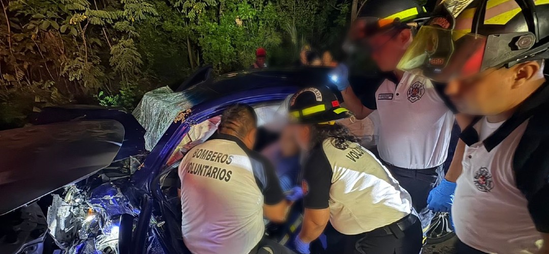 Fuerte colisión de vehículos se registró en la ruta al Atlántico