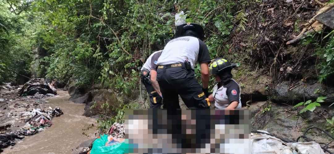 Localizan cuerpo de hombre en el río de Cantón Cruz de Agua, Chinautla