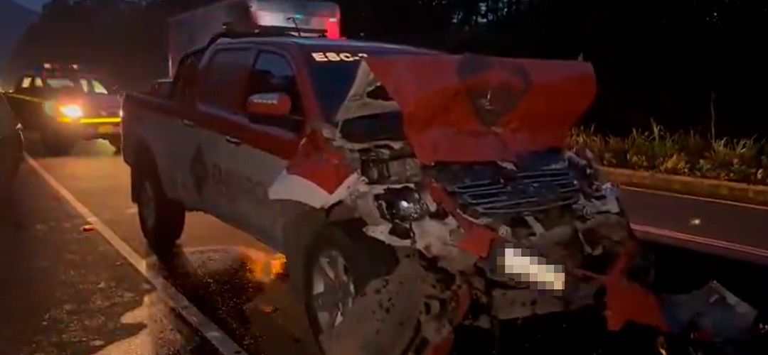 Fuerte accidente en ruta al Pacífico complica el paso