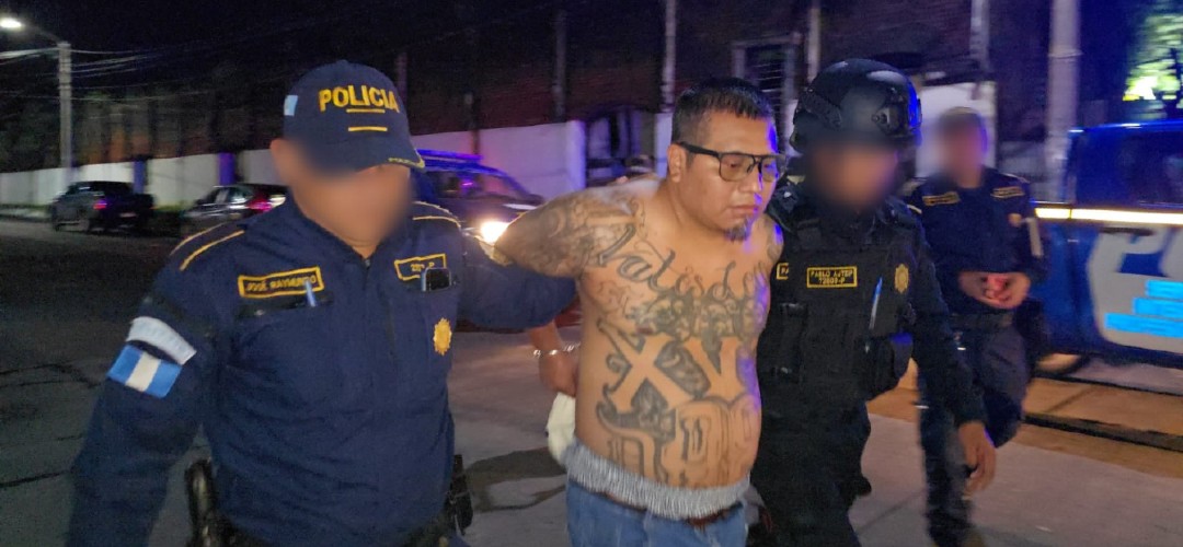 Recapturan a “El Brown” cuando era trasladado oculto en una camioneta