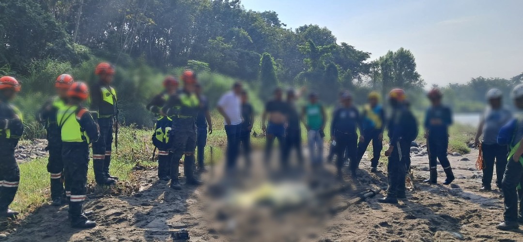 Hallan cuerpo de víctima del colapso de puente en Suchitepéquez
