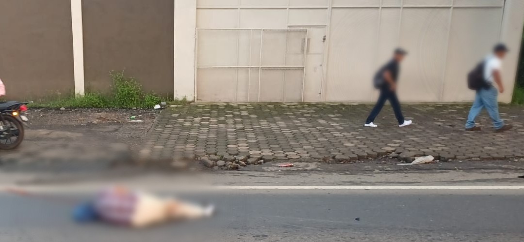 Hombre es arrollado en la ruta Interamericana