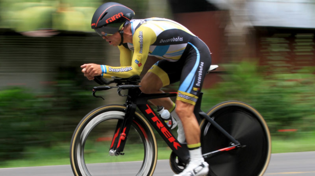 Ciclista Manuel Rodas es atropellado en Quetzaltenango