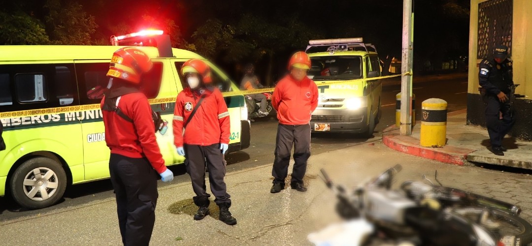 Motorista muere tras ataque armado en Calzada Atanasio Tzul