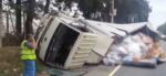 Fuerte accidente: Camión queda volcado en la ruta al Pacífico