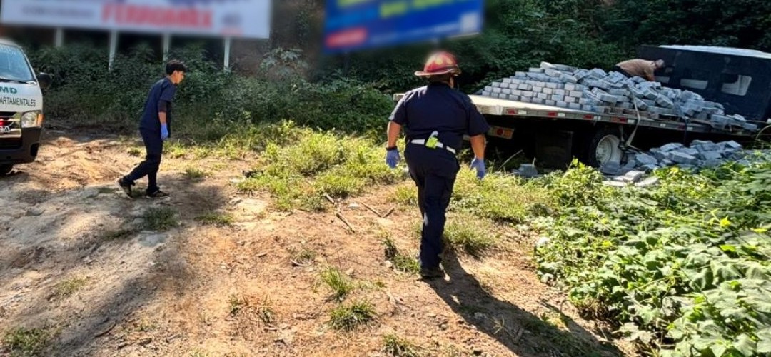 Camión se accidenta en la ruta a Chimaltenango