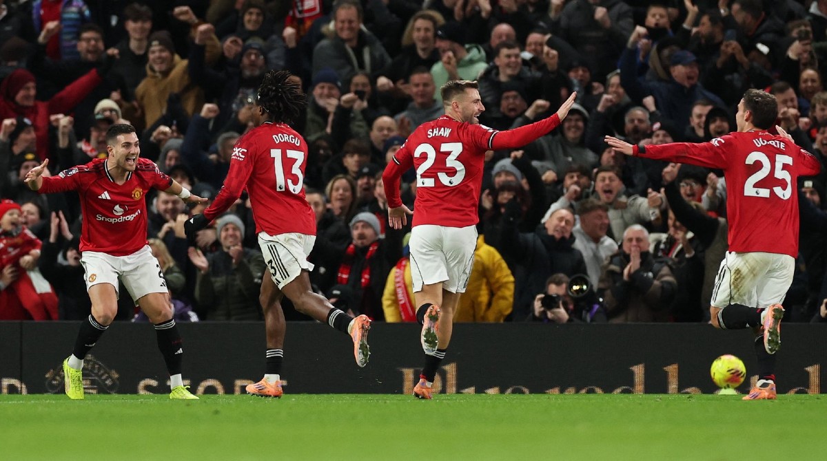 Manchester United vence al Newcastle y se mete en puestos europeos