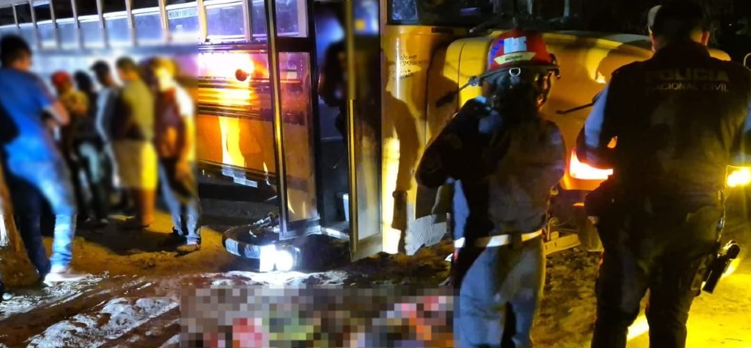 Trágico accidente Zacapa: motorista fallece tras ser atropellado por un autobús