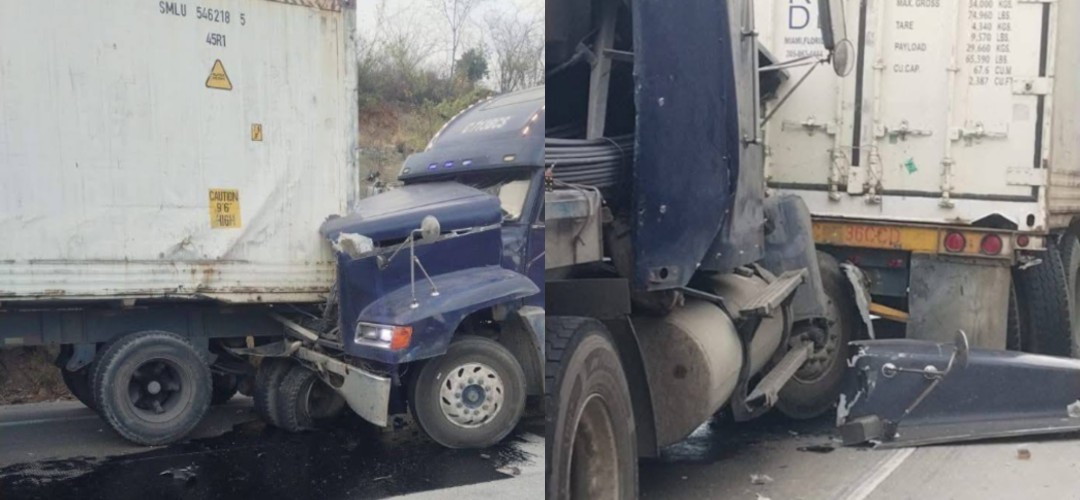 Tráiler se empotra en la parte trasera de otro en ruta al Atlántico