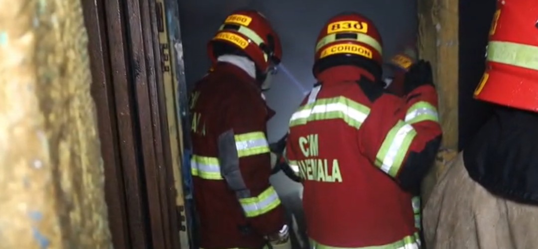 Incendio estructural afectó una vivienda en colonia La Florida, zona 19