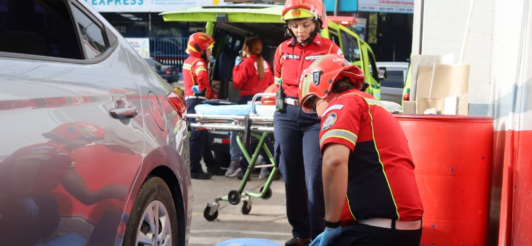 Reportan una persona fallecida en carretera a El Salvador