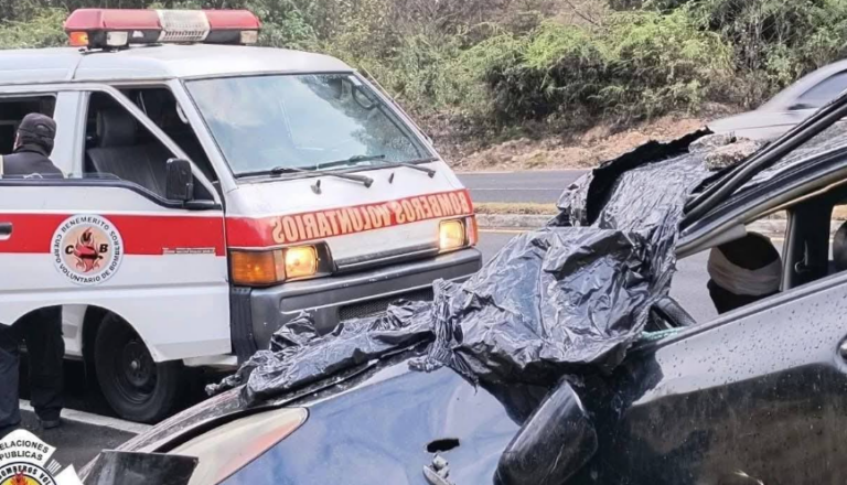 Familia sufre accidente de tránsito en ruta Interamericana