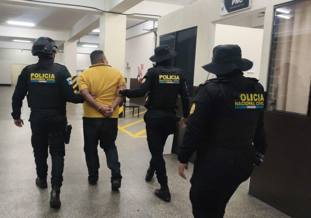 Capturan a presunto responsable de ataque armado en Amatitlán - Radio ...