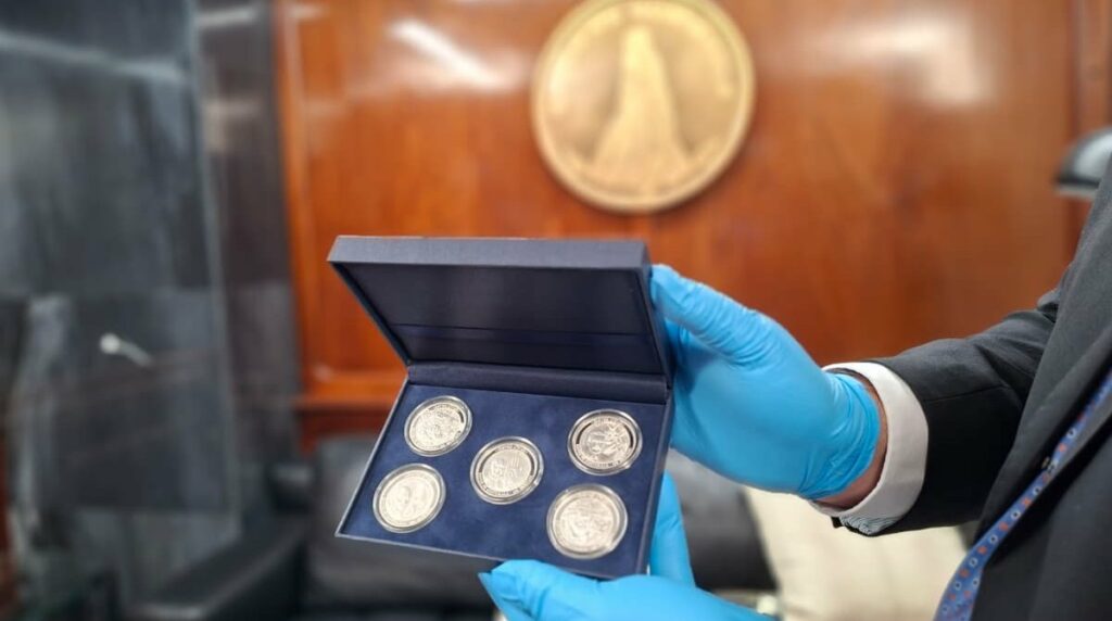 Banguat lanza monedas conmemorativas de un quetzal: conozca a los artistas homenajeados