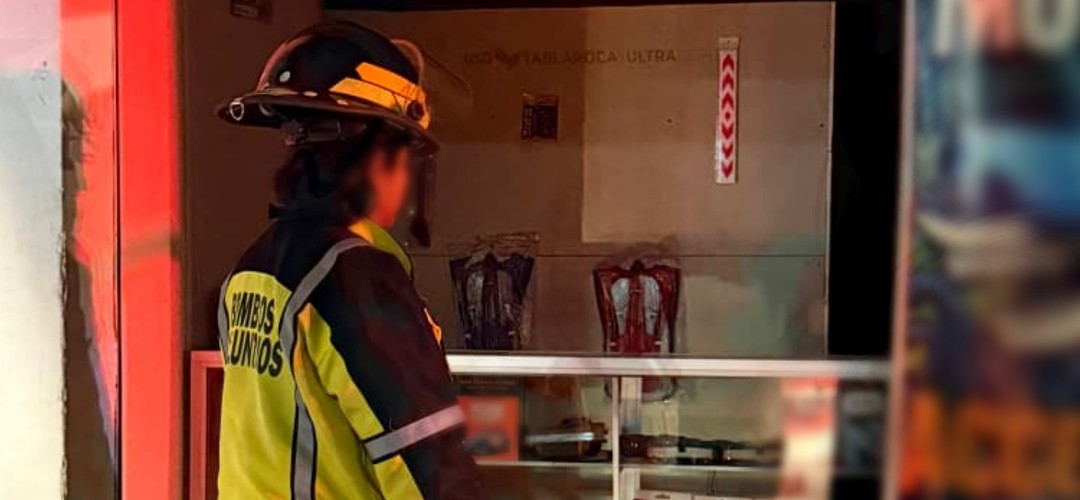 Balacera en Mixco dejó un hombre fallecido dentro de un local comercial