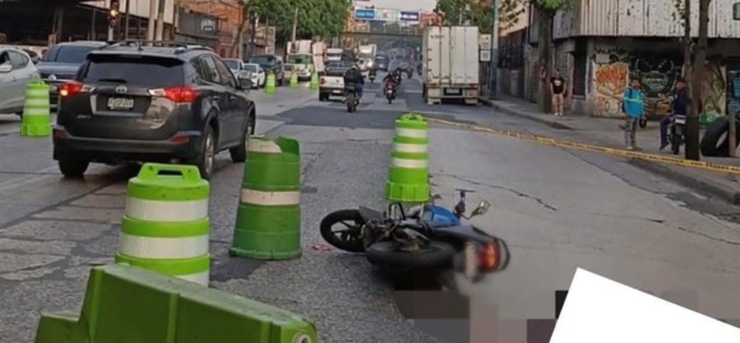 Motorista pierde la vida tras accidente en zona 2
